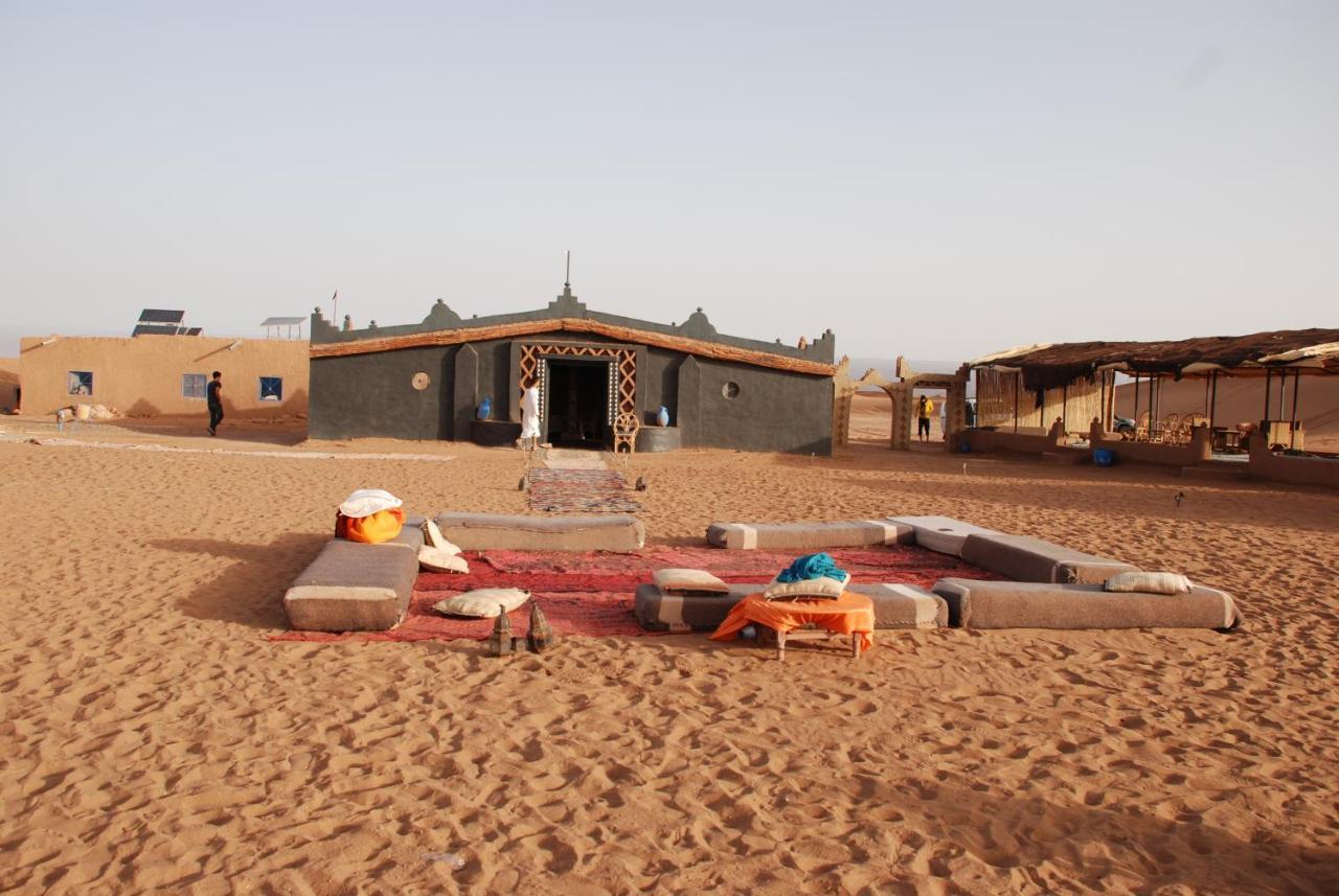 Kasbah Les Alizes Du Desert M'Hamid Buitenkant foto