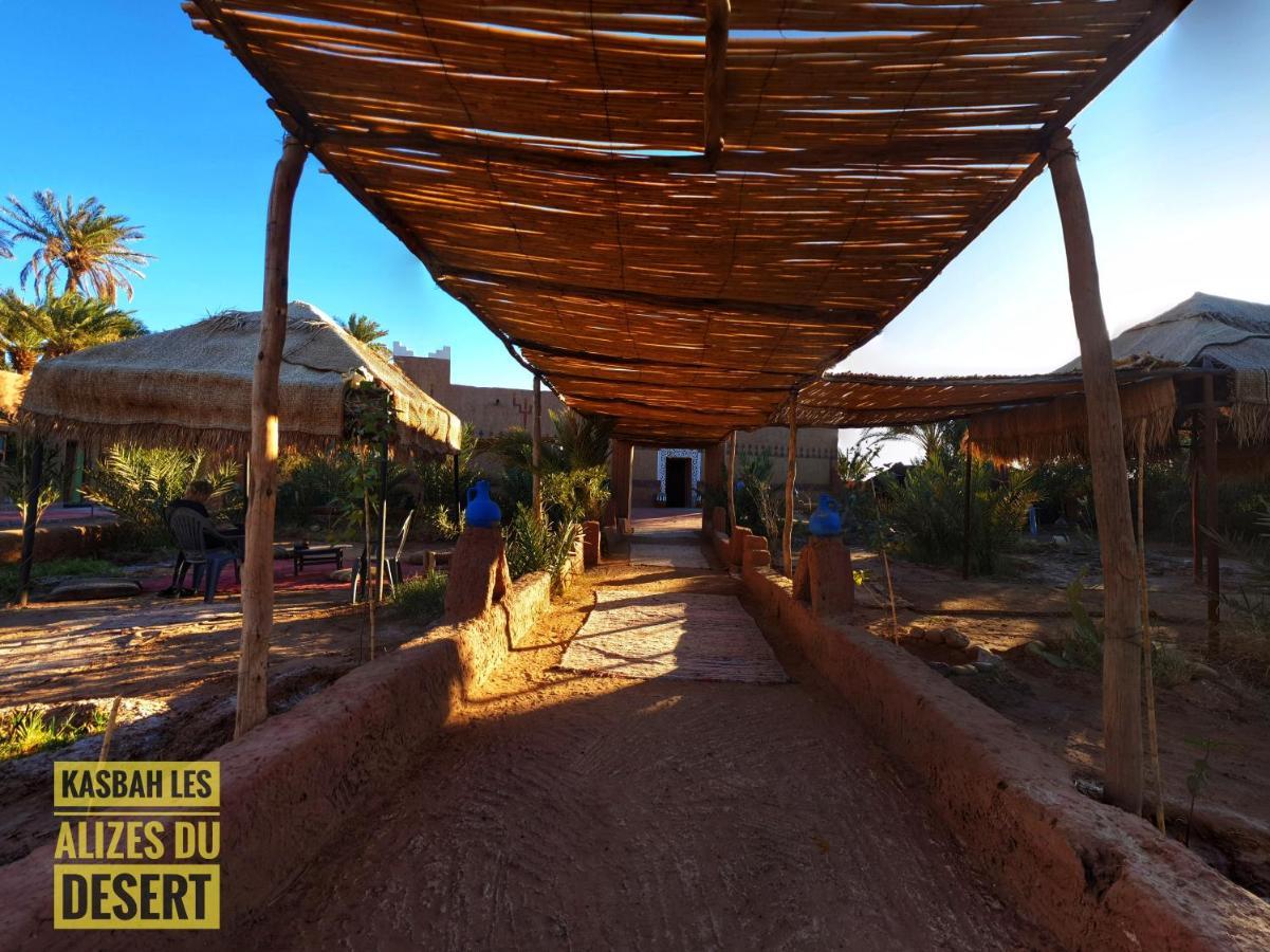 Kasbah Les Alizes Du Desert M'Hamid Buitenkant foto