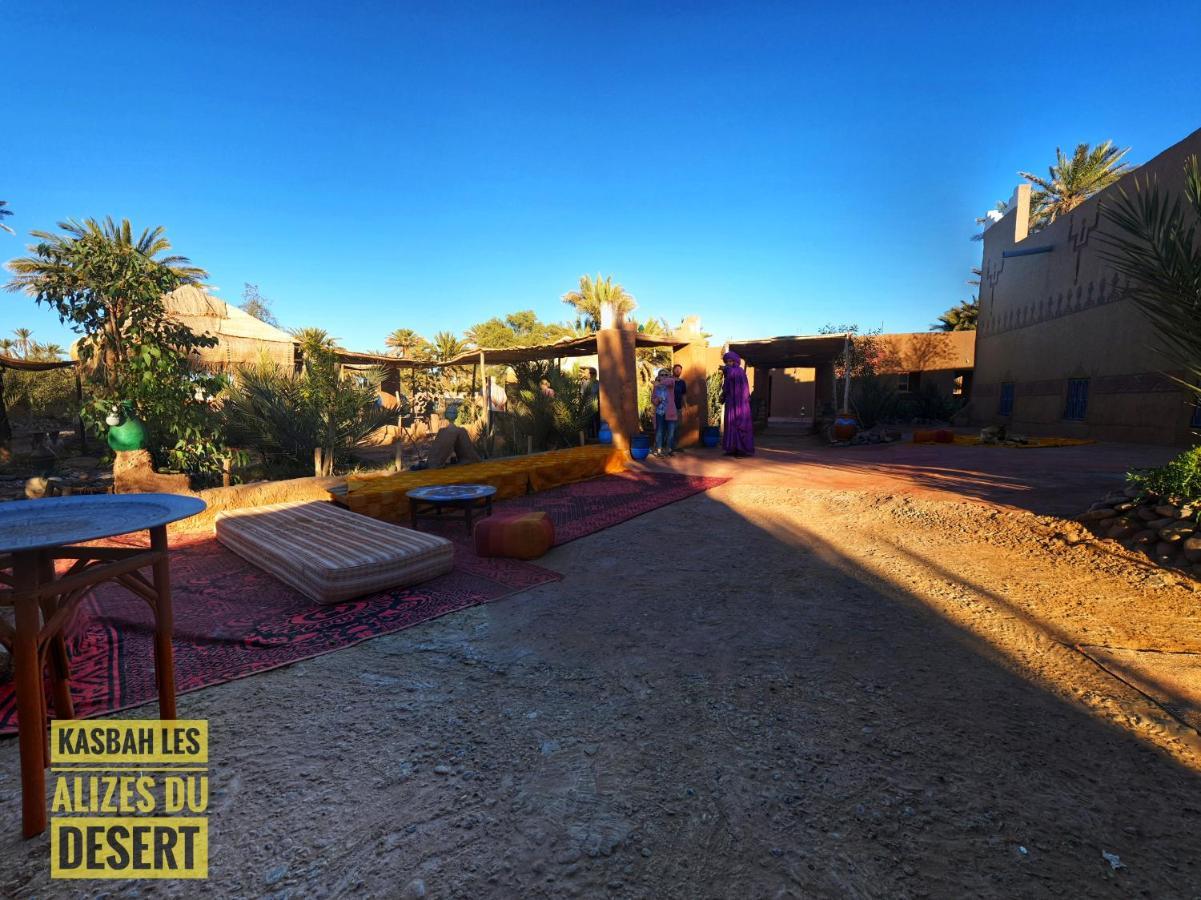 Kasbah Les Alizes Du Desert M'Hamid Buitenkant foto