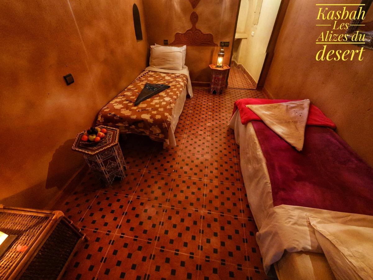 Kasbah Les Alizes Du Desert M'Hamid Buitenkant foto