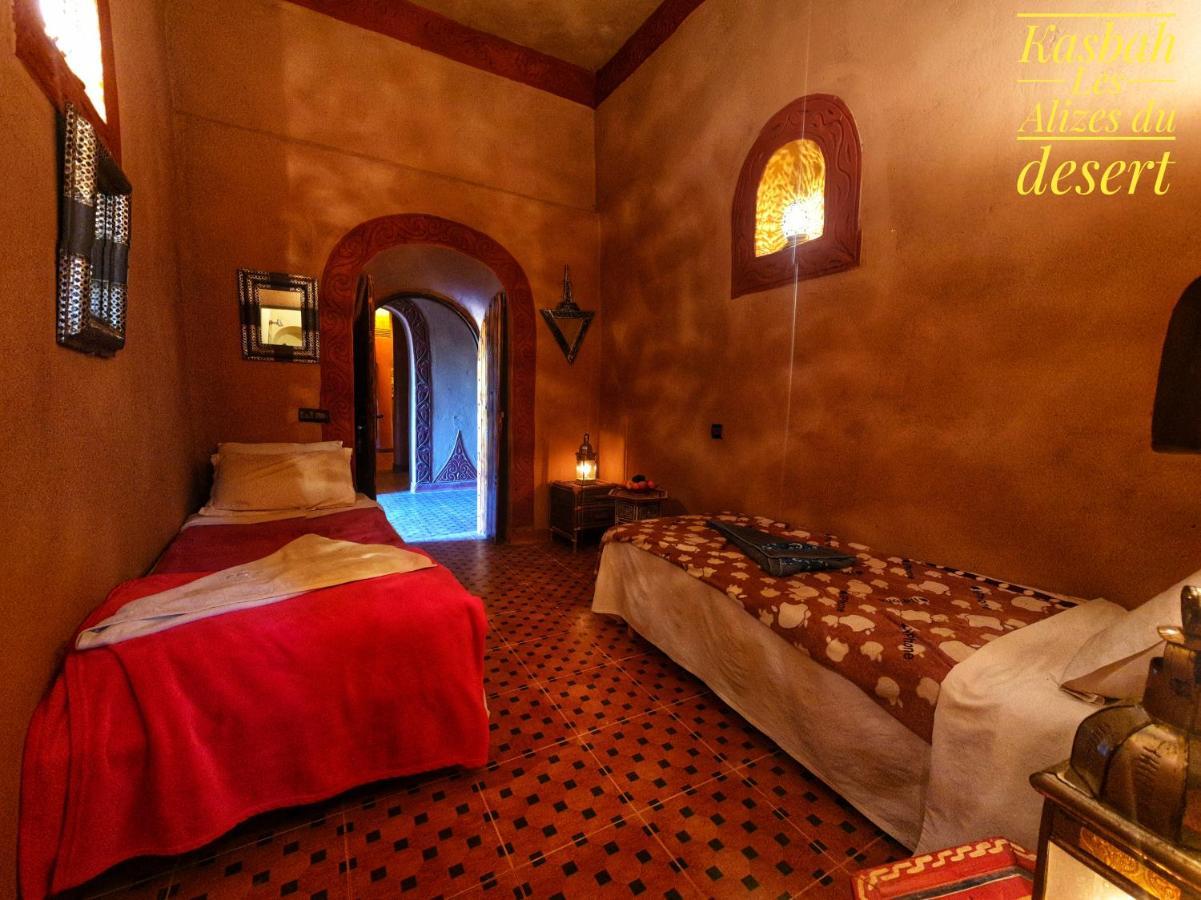 Kasbah Les Alizes Du Desert M'Hamid Buitenkant foto